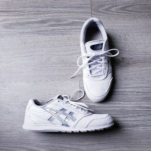 asics cheer 8 shoes